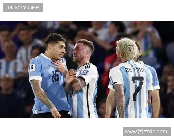 足球明星在比赛中意外受伤鼻梁骨折引发球迷热议与关注